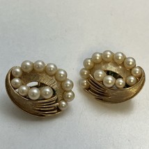 Crown Trifari Faux Pearl Clip On Earrings Brushed Gold Tone - $24.70