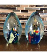 Pair of 6” egg shaped glass ocean aquarium art glass heavy paperweights ... - €96,24 EUR