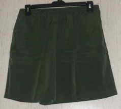 Excellent Womens Susan Graver Style Green Pull On Short W/ Pockets Size S - £20.08 GBP