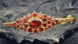 14K Gelbgold Finish 9.50Ct Oval Rot Labor Erstellt Granat Boho Armreif Armband - £175.65 GBP