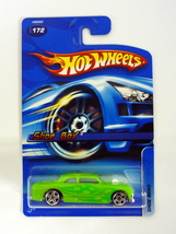 Hot Wheels Shoe Box #172 Green Die-Cast Car 2006 - £3.18 GBP