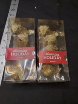 2 pkgs Blooming Holiday Christmas Gold Glitter Bird Ornaments, 4 ea pkg 8 Total - £9.49 GBP