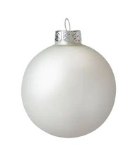 Whitehurst 7ct. 3.25  Shiny Glass Ball Ornaments in Silver Matte C210580 - £33.98 GBP