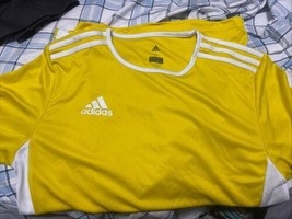 Adidas Men&#39;s Adult Sz S Tee Shirt Yellow Climate Athletic Casual Polyester - £7.26 GBP