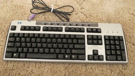 HP MODEL SDM4700P PS/2 Wired Keyboard MULTIMEDIA - £14.95 GBP