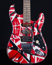 EVH Striped Series Frankie, Maple FB, Red with Black Stripes Relic - £1,495.78 GBP