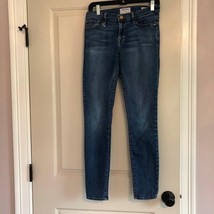  FRAME distressed skinny blue jeans SZ 29 EUC - $1,088.76 MXN