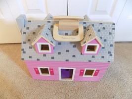 Melissa &amp; Doug Wooden Handcrafted Fold &amp; Go Dollhouse--FREE SHIPPING! - £23.22 GBP