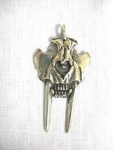 SABRETOOTH TIGER SKULL &amp; FANG TEETH JAW CAST PEWTER PENDANT ADJ CORD NEC... - €15,49 EUR