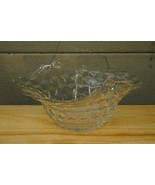 Vintage Elegant Glass Fostoria American Pattern Reed Handled Basket Base... - $710.53 MXN