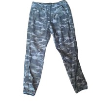 Athleta Farallon Jogger Sweatpants in Olive Green Camo Print Size 6 - £25.95 GBP