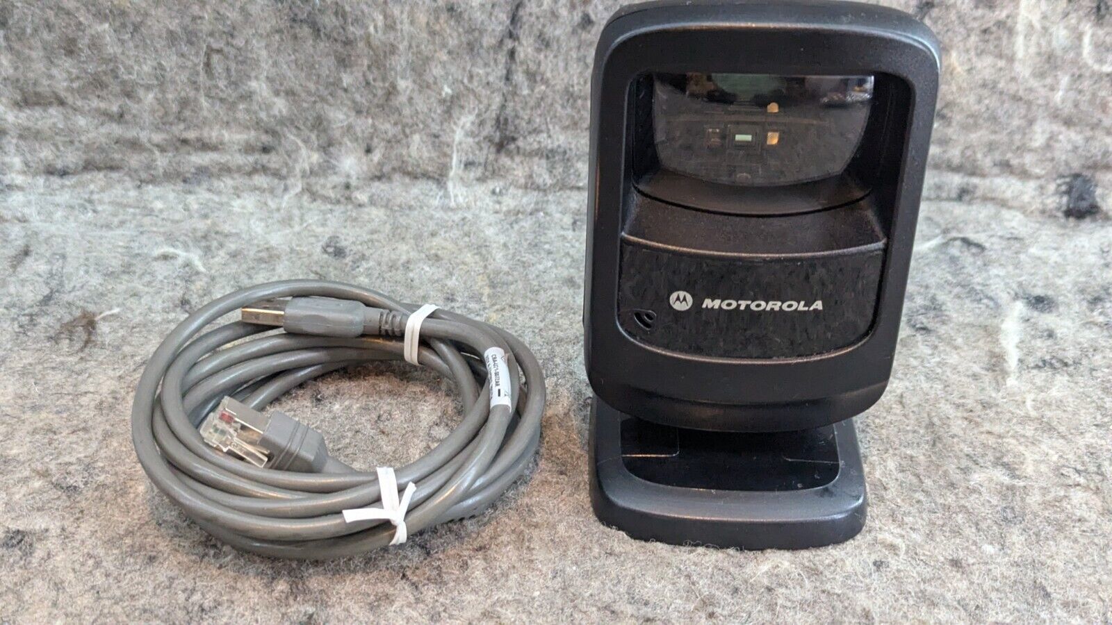 Symbol DS9208 Handsfree POS Barcode Scanner DS9208-DL00164NNWW w/ USB Cable - $32.99