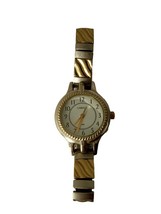 Ladies Carriage Timex Wristwatch w/ Two-Toned Elegant Bracelet &amp; Fresh B... - $278.24 MXN