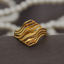 22 Carat Stamp Splendid Gold Nugget Rings Size US 7.75 Aunts For Mother Jewelry - $615.98