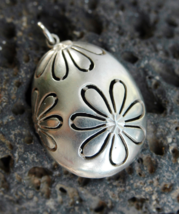 floral Sterling silver pendant, flower pendant, silver flower pendant, V186 - £23.58 GBP