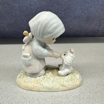 Precious Moments Feed My Sheep 1987 PM-871 Collectible Figure Home Decor - $10.88