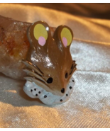 Sweet Vintage  Painted Mouse Pin Childs Jewelry - £7.81 GBP
