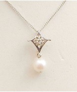 Gorgeous 14k White Gold Diamond Cultured Pearl Lavalier Necklace - £98.32 GBP