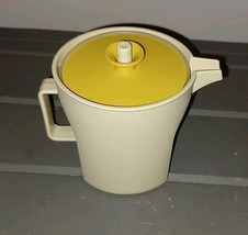 Vintage Tupperware &quot;Beige Creamer Container&quot; #1414 Push Button Vacume Se... - $7.75