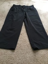 Champion Women&#39;s Black Athletic Capri Pants Drawstring Size Medium  - $38.80