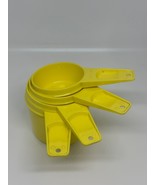 VTG Tupperware Yellow Measuring Cups Set Of 4  1 Cup 3/4 Cup 1/2 Cup 1/4... - $438.92 MXN
