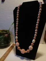 Retro Chunky Bead Necklace Stunning Vintage   Mauve and Lighter Shades - £15.86 GBP