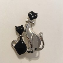 Double Kitty Cats Pin Brooch 2 Kitties Vintage Silver Metal Black Enamel... - £16.07 GBP