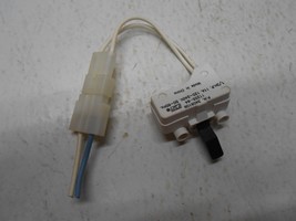 Maytag Dryer MEDC200XW0 Door Switch 3406109 - $276.24 MXN