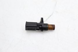 07-08 VOLKSWAGEN EOS 2.0L CAMSHAFT POSITION SENSOR Q9788 image 9