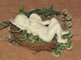 ANGEL figurine SLEEPING 5.75&quot; long on 5&quot; diam wreath entwined w/ivy (bookcs) - £11.87 GBP