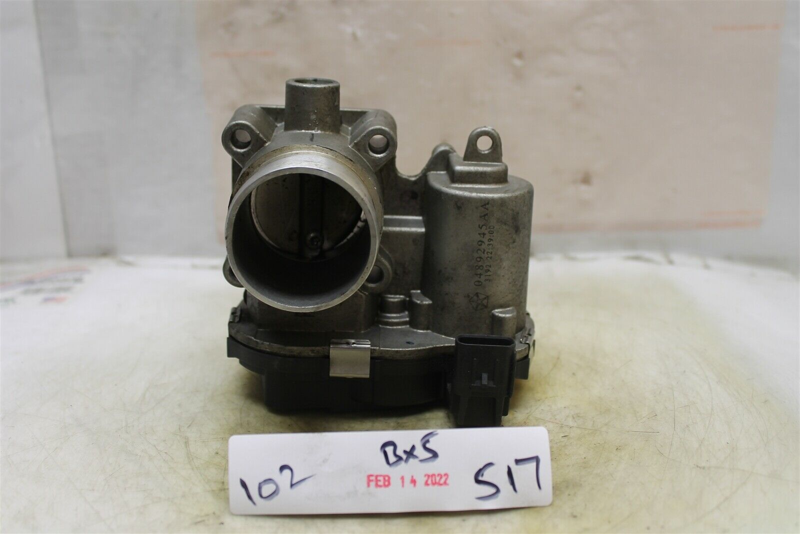 Primary image for 2012-2017 Fiat 500 Throttle Body Valve Assembly 04892945AA OEM 517 1o2-B5