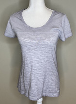 Uniquely Lorna Jane Women’s Short Sleeve Open Back Shirt Size S Lavender B1 - £17.13 GBP