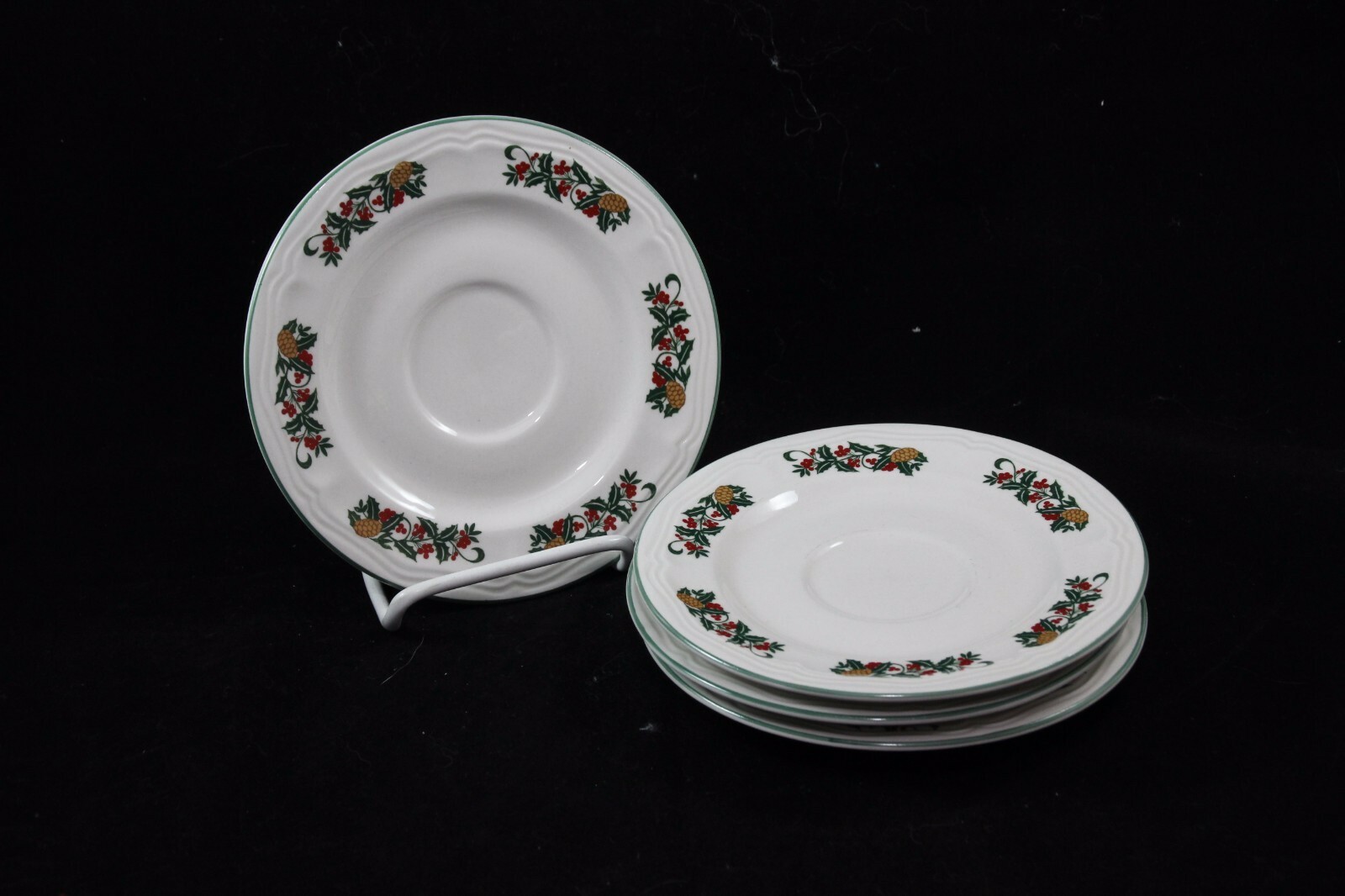 GEI Christmas Candles Saucers Holiday Lot of 4  Xmas - $12.73