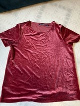 Land&#39;s End Women&#39;s Formal Red Velvet Short Sleeve Round Neck T-Shirt XL 18 - £17.99 GBP