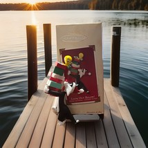 Hallmark Keepsake Ornament LOOK OUT BELOW! 2002 - $8.42
