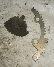 1954 5 HP Firestone by Scott-Atwater Outboard Throttle Timing Advance Gears - $10.88