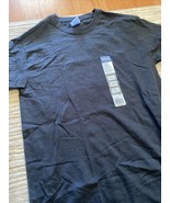 Gildan mens S black tshirt - $432.59 MXN