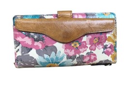 Patricia Nash Leather Wallet Floral Bi-Fold Removable Checkbook Sleeve - $51.15