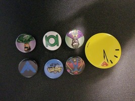 lot of 7 various Marvel DC superhero 1.5&quot; pins - £7.83 GBP