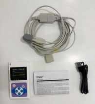 FACELAKE Pulse Oximeter CMS60D In Original Box - $1,281.03 MXN