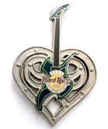 Hard Rock Cafe 2004 Valentine’s Day Heart Electric Guitar Pin Music Them... - $257.29 MXN