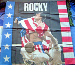 SYLVESTER STALLONE: (ROCKY) RARE PROMO AMER,FLAG MATERIAL VINTAGE - $3,690.52 MXN