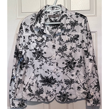 Croft &amp; Barrow Women&#39;s Black White Jacket Button Front Size M 22&quot; Long x... - $32.00 CAD