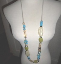CHICO&#39;S ISLAND PEBBLES ARTIFICIAL STONE &amp; BEAD NECKLACE NWT - $22.00