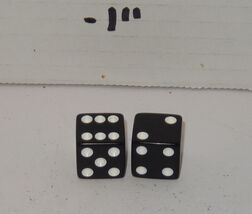 2002 Hasbro CLUE Board game Replacement Set of 2 Black Dice - $89.55 MXN