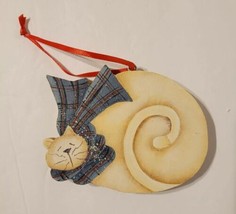 Handpainted Curled Up Sleeping Beige Cat in Plaid Scarf Wood Ornament Signed EUC - £11.88 GBP