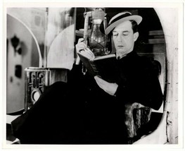 *BUSTER KEATON Reading a Book By the Light of a Kerosene Lamp Silent Fil... - £19.61 GBP