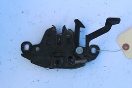 2003-2006 INFINITI G35 SEDAN ENGINE HOOD LATCH K2885 image 4