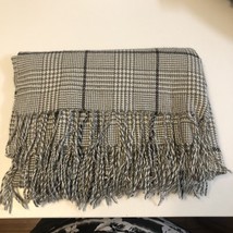 J Crew Plaid Fringe Trimmed Acrylic Scarf - $150.34 MXN