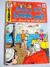 Archie&#39;s T.V. Laugh-Out #21 Good 1973 Bikini and Fishing Cver - £7.18 GBP